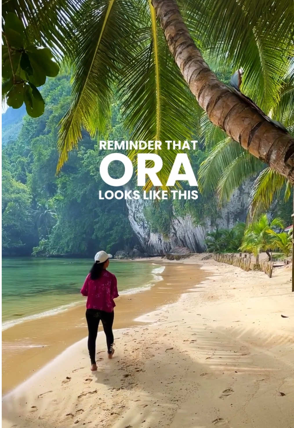 Reminder: hidup nggak cuma tentang kerja, tapi juga tentang bernapas di tempat seperti ini #orabeach #tripora 