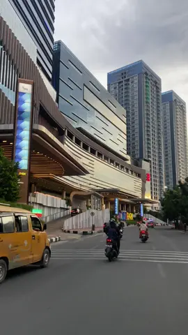 kota medan itu indah,tapi tidak dengan ??  #medan #medankota #medansumut #medanviral #fyp #fypage #fyppppppppppppppppppppppp #treanding #pageforyou 