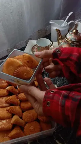 اطيب مني كيك معتمدتة من زمان للاطفال ينفع لطلاب خاصة هالفترة امتحانات  وحتى للكبار 😅 ينفع تغمسو بشكولا او تحشو شنو طريقة تحبون زينو  بيهة وينفع هم اذا طالعين زيارة لاحد شكلة حلو ومرتب هاي افكار مني الكم 🤗😋 .   . . #تصويري  #وصفات_سهله  #تعلولة_بسيطة_مع_عزاز_قلبي❤️  #اسهل_الوصفات  #اسهل_طريقة  #تصويري_احترافي_الاجواء👌🏻🕊😴  #عصرونيه  #اجوائي_الرائعة  #الشعب_الصيني_ماله_حل😂✌️ 