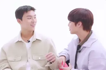 whatever it takes #parkjihoon #choihyunwook #fyp #kdrama #wekaheroclass1 #holdinghands 