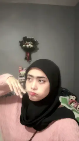 Tetap lah jadi wanita alay karna yg sok cantik banyak 😚 #foryoupage #yourpage #pageforyou_🔥 