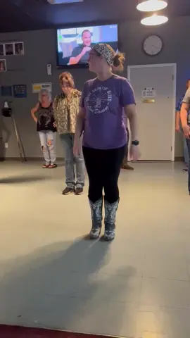 Mr Lonely - Midland - Line Dance - 32 Counts - 2 Walls #michigan #coyotejoesmi #whiskeyglassessaloon #grandblancmi #fentonmi #linedancetherapy #linedance #lansingmichigan #mrlonelylinedance #beginnerlinedance #improverlinedance 