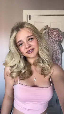 🩷🩵 #foryoupage #likе #blonde #fyp #fakebody #im18tiktok 