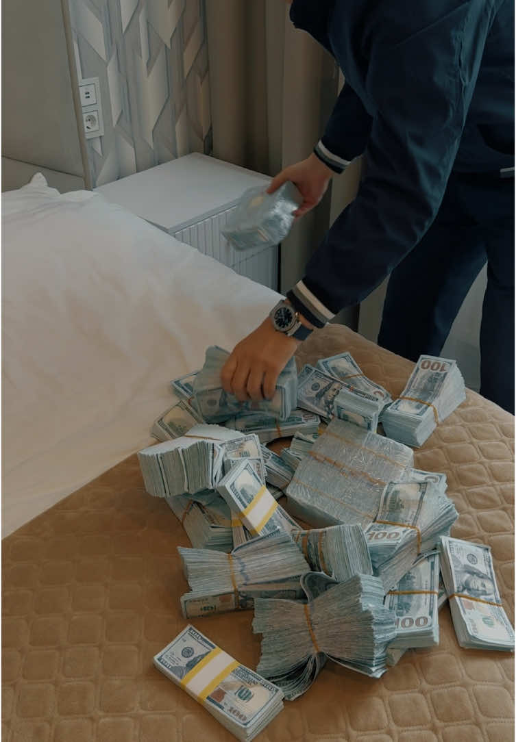 #dendreams #money #millionaire #cash #affirmations #asmr #programming #school #motivationalvideo 