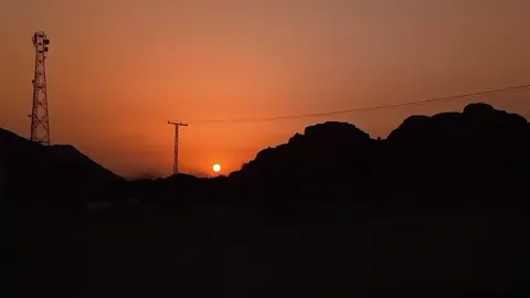 سج تپي، سيءَ ويئي، مون نه وساريان وير ساهه سڙي سپرين، پئي ڏيئي ڌار ڌار🌺🪷🌼