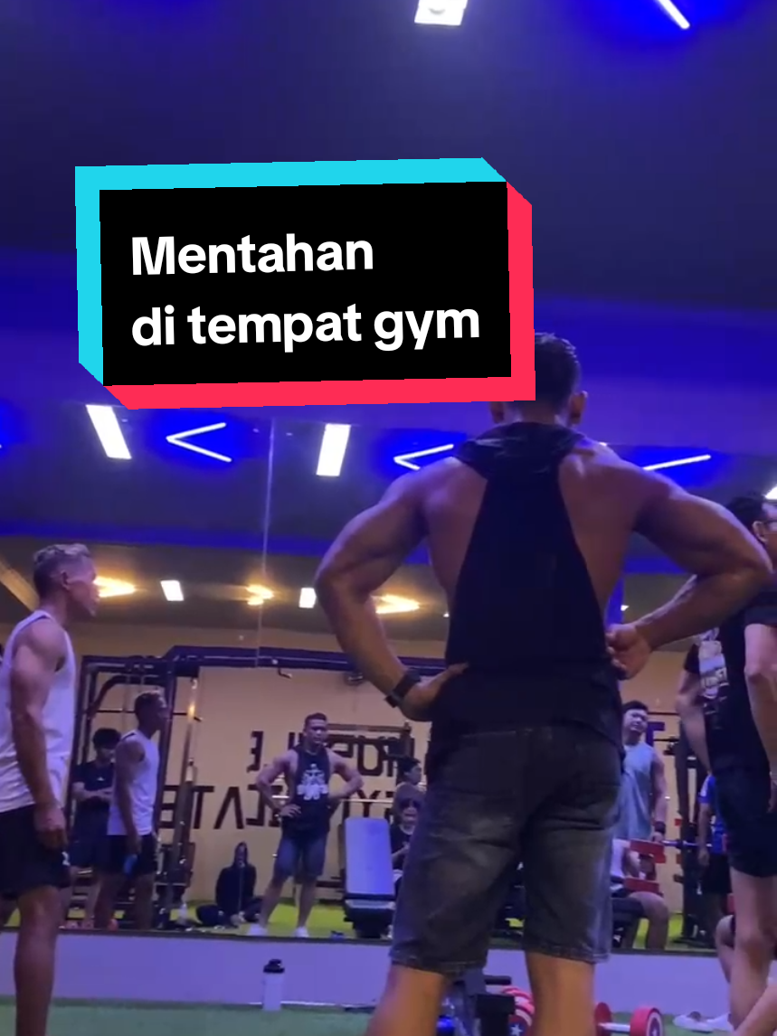 Bahan sw buat kalian😁 #fyp #mentahanvideo #ngegym #olahraga #trending #GymLife #fypage 