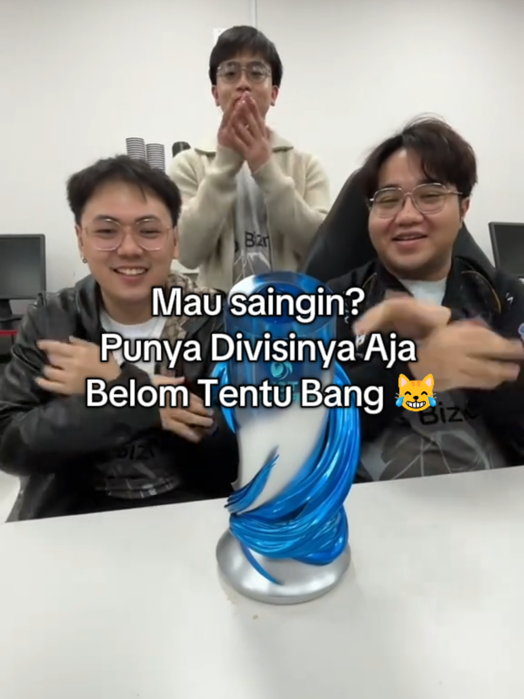 Ting ting ting, Allhamdulillah piala baru King 😋 Sc Video : @Team RRQ  #vctpacific #teamrrq #vivarrrq #esport #Valorant #fyppppppppppppppppppppppp 