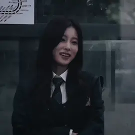 collab babadeira com minha bff bia ..! nois ama @🪼 || mds vente nao sei faze intro perdao :// e feliz dia das maes !!!!! #fyp #friendlyrivarly #jooyeri #gyeong #collab #hyeri #bffsforever #amizadefalsa 