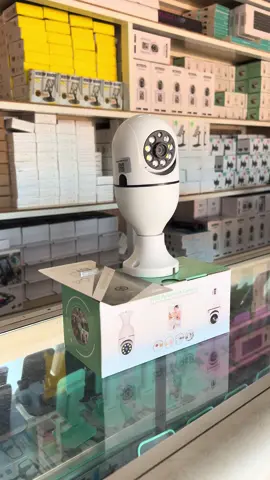 Ampoule caméra Rotative 369 degré avec une carte mémoire original de 64 giga disponible Chez IM Electronic 