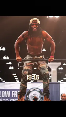 Austen Invades The LA Fit Expo 2025! #battle 