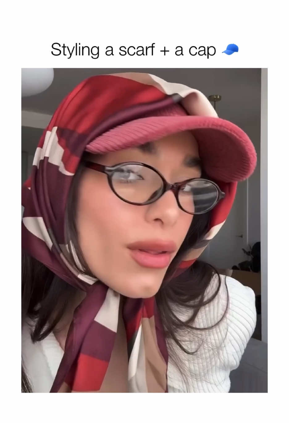 Scarf + cap = underrated combo that never misses😍 @Maite Sophía #style 