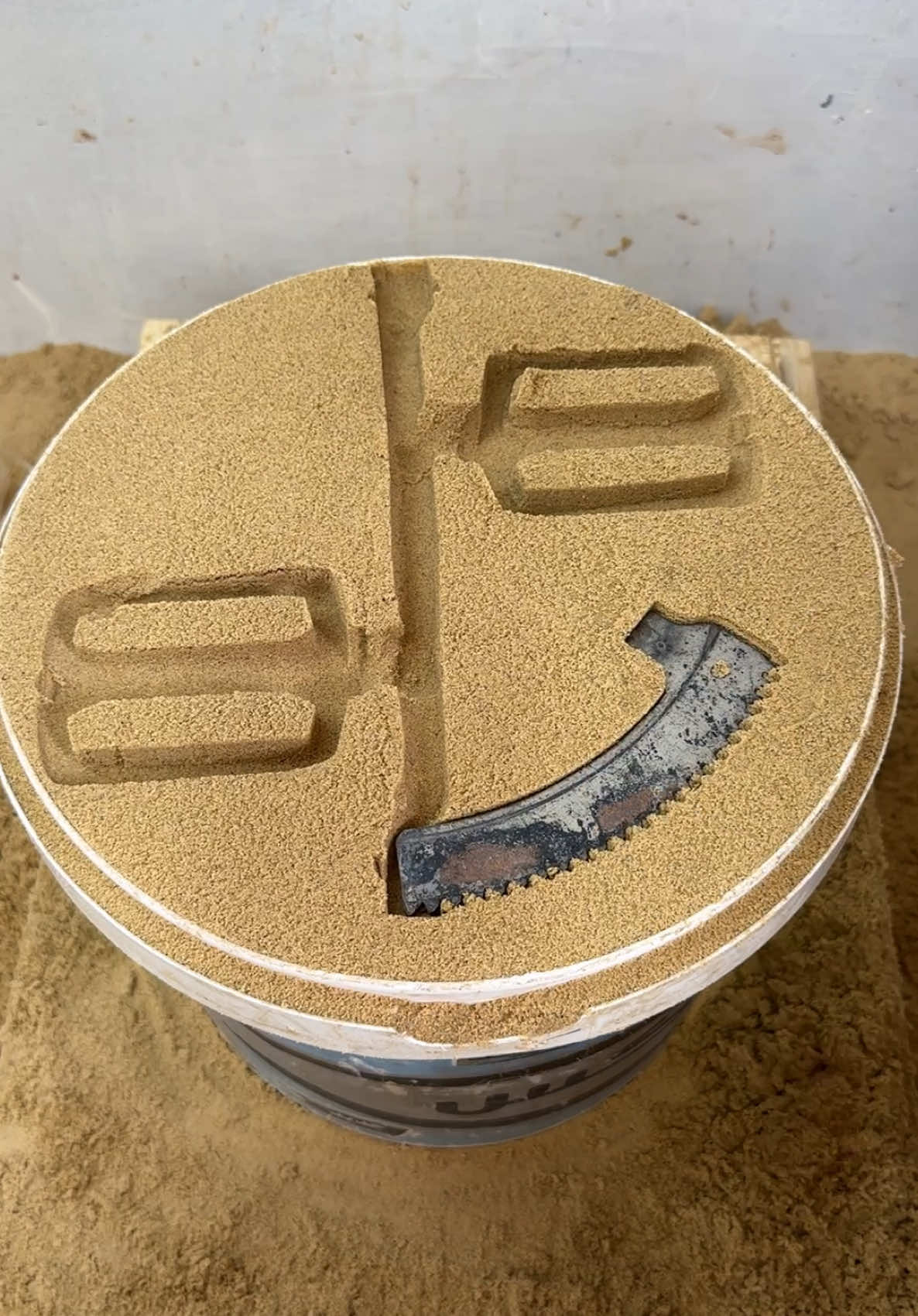 ‏Satisfying and Relaxing Metal Sand  #reelsvideoシ #satisfying #artwork #art #experiment
