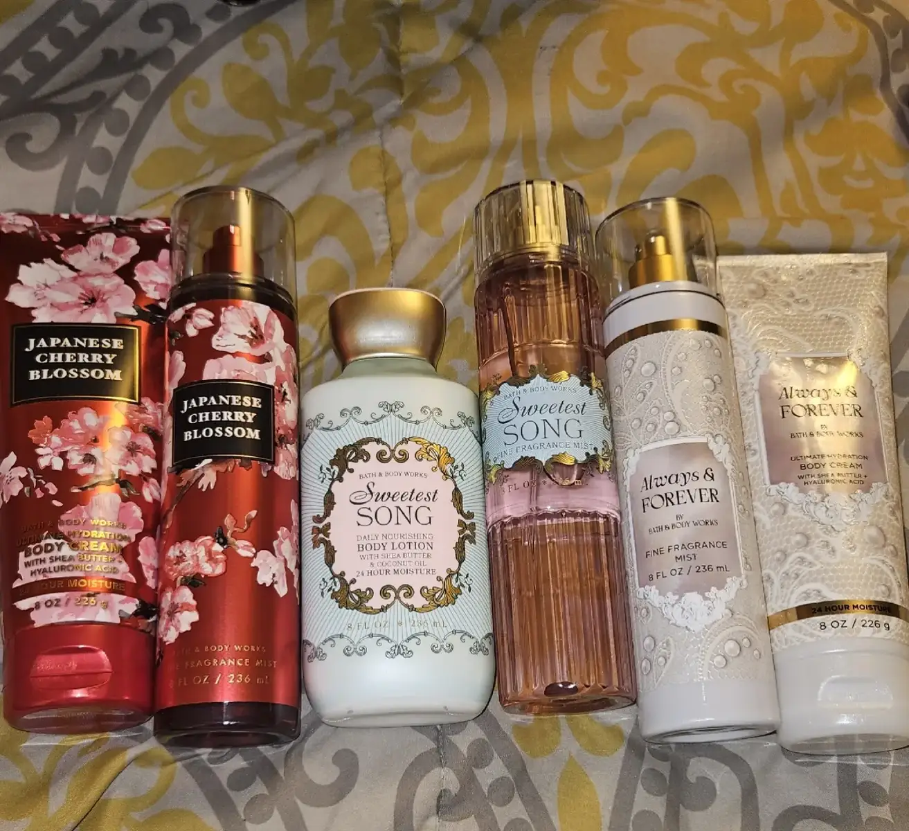 #​dearmom #​lemon8contest #​mothersdaygift  This Friday after work, I went with a coworker to purchase gifts for my mom, grandma, sister, and a friend from Bath and Bodyworks. Bath and Bodyworks is perfect for getting gifts ahead of time or at the last minute for Mother's Day. #Lemon8 @Bath & Body Works  #fyp 