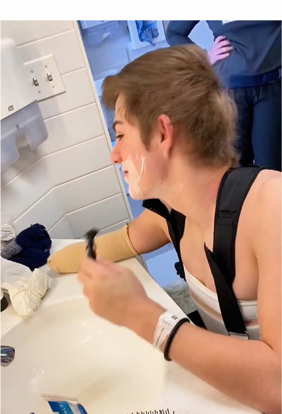 Exciting New Things! #sabia #loren #sabialoren #fypシ゚ #viralvideo #accident #lorenschauers #loren 