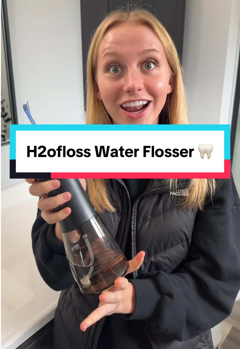 if you hate flossing your teeth this is what you need to keep you doing it😏 #waterflosser #flosser #h2owaterflosser #h2o #water #teethbrushing #toothbrush #brushingteeth #dental #flossing #floss #viralvideo #fyp #TikTokMadeMeBuylt #foryoupage #tiktokshopspringglowup #springtok #springglowup #tiktokshopcreatorpicks 