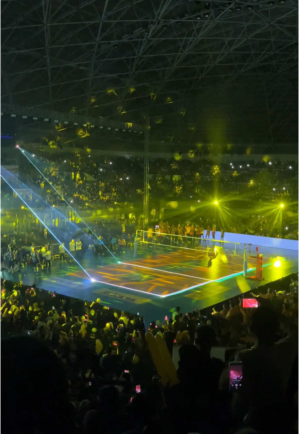 Anjay gurinjayy openingnya proliga tahun ini keren parah sih🥵🔥   #proliga #openingceremony #jogja #volleyball 