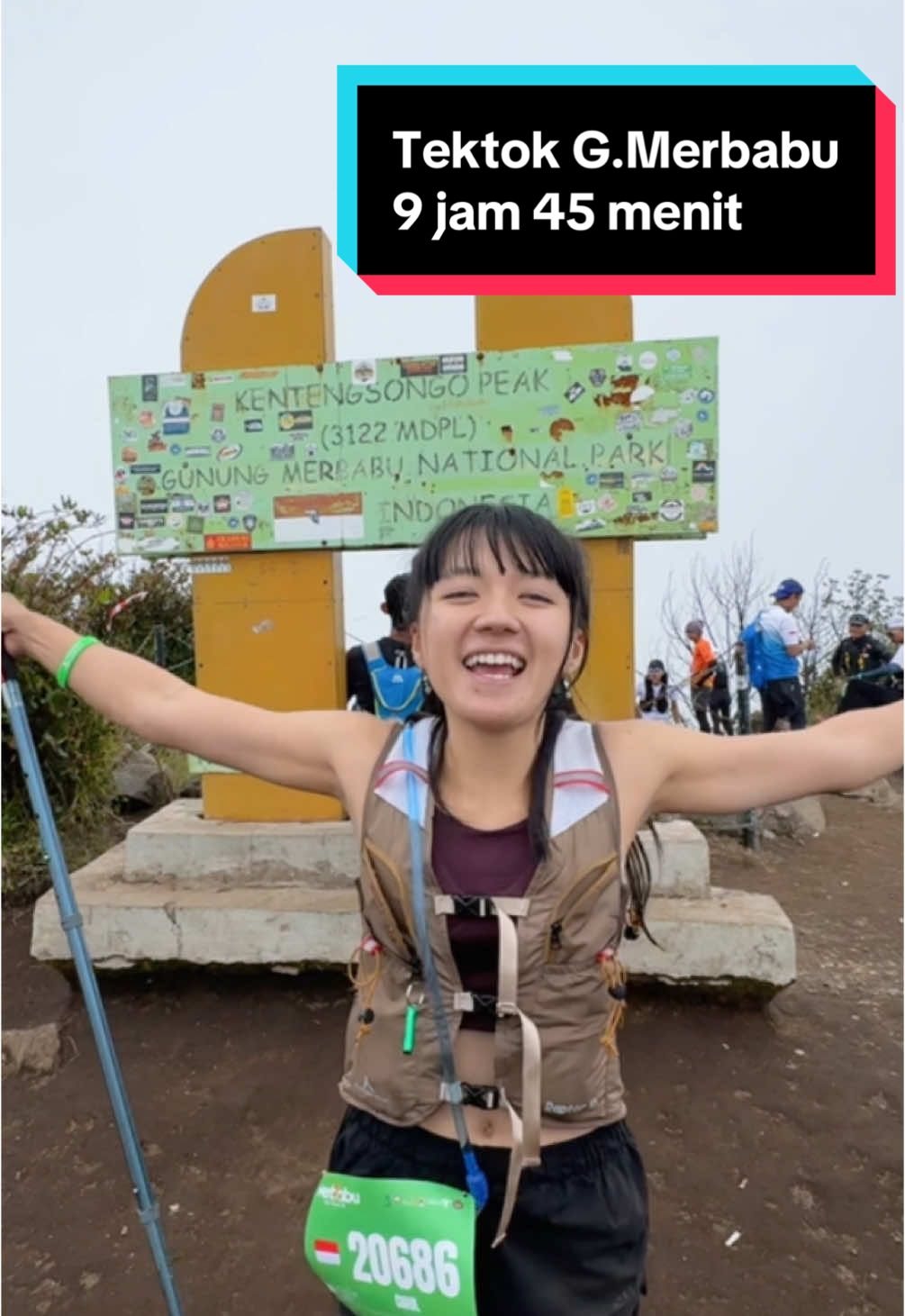 Thank you Merbabu ✨ diijinkan sampai di Puncak dan turun dengan selamat 🤍 • #gunung #merbabu #gunungmerbabu #trail #trailrun #run #pendaki #tektok 