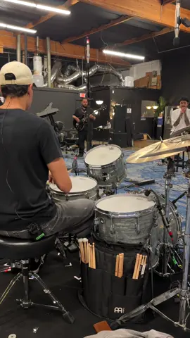 Last months rehearsal with the boysss 🫦  #drums #music #cuco 