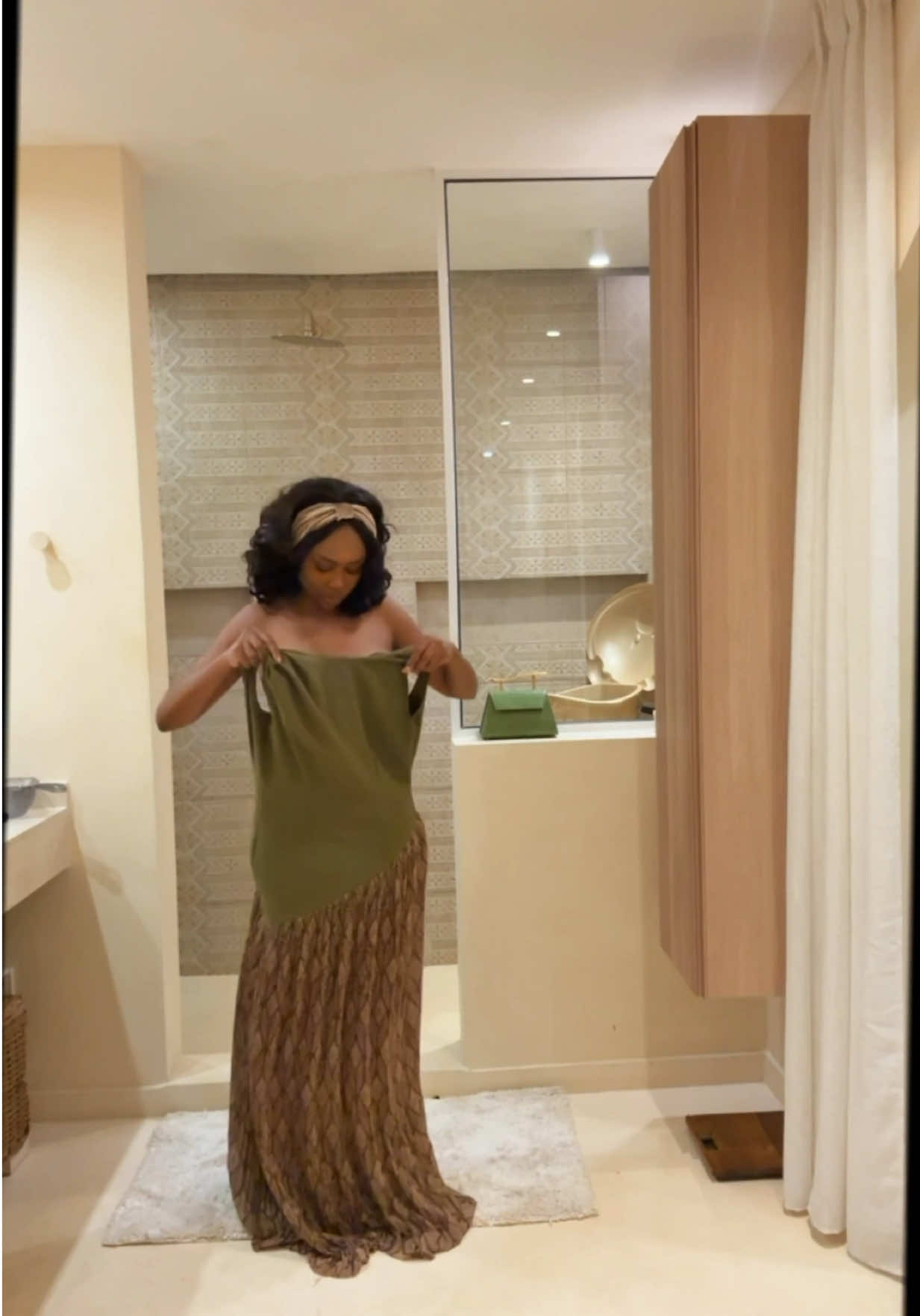 Un nom pour la nouvelle robe #nanawax svp? #ayitemaureen #nanahome 