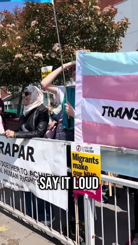 Outside a hotel in #Altrincham #refugeeswelcome #NoRacismNoFascism #StopFarage #Solidarity #NoRacismNoFascism #NoToIslamophobia 