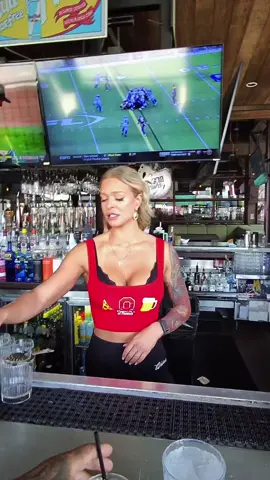A Miami 10 is an old town Scottsdale 6? 🤔 #pov #scottsdale #arizona #blonde #fyp #viral #trending