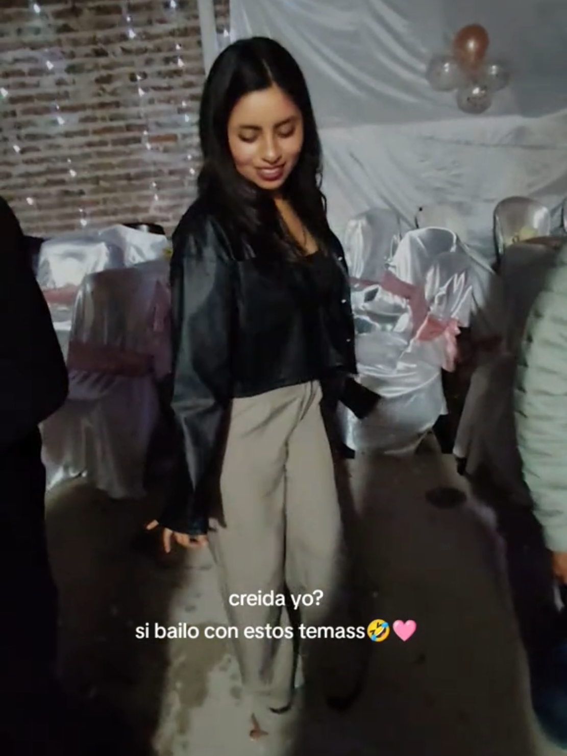 yo en todas las fiestas jajaj🤣🥳#fiesta #cumbiasureña #tik_tok #contenido #fypシ゚ 