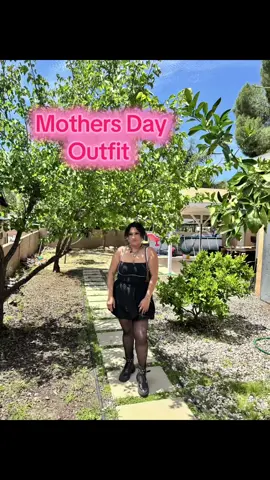 Mothers Day Outfit. #outfitinspo #outfit  Necklace, earrings, skirt and shoes @ZARA  Top @Alo Yoga 