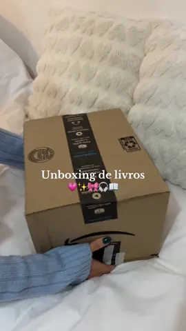 Unboxing de livros ✨ #BookTok #books #bookhaul #bookunboxing #unboxingvideo #booktokbrasil 