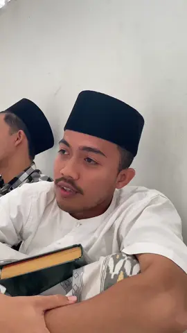 Hanya sekedar aja ini 😅 #santri #suaramerdu #pesantren 