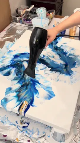 This one changed a lot as it sat, the goal was to create big beautiful cells, and that definitely was achieved✨ #theartist #fluidartist #arttok #dutchpour #cells #acrylicpaint #acrylic #fluidart 
