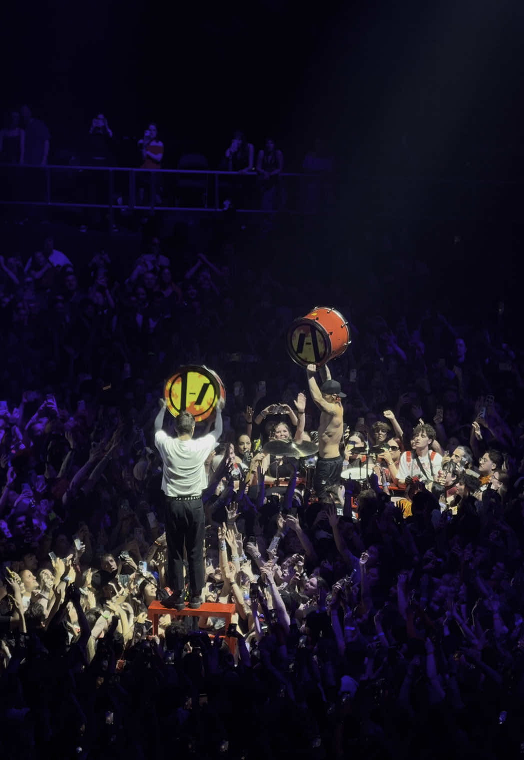 Moments before disaster - Trees at the AO Arena Manchester 11/05/2025 #twentyonepilots #clancytour #clancytourmanchester #treesdrum #stolendrum 