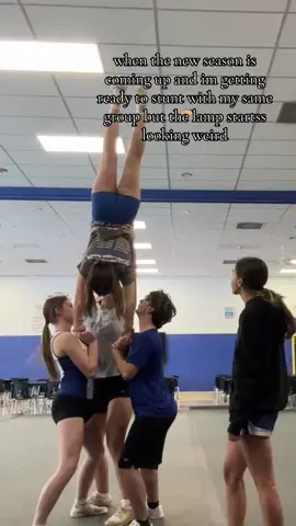 we were always so supportive of each other🥹🥹 #cheer #sad #lam #lamplooksweird #weird #season #cheerleading #fyp #fypシ 
