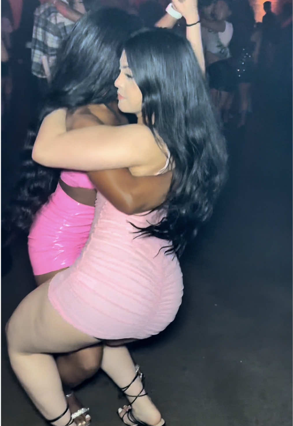 🎀 #michoacan #bailestiktok #huapangos #tribal #tribalhuapangos#tiktok#parati#latina#foryoupage#blowthisup#fyp#huapangostribal #matchingoutfits#ootdfashion#pinkoutfit#baileoutfits#jalisco#bailesvip#haciendopalmas@DJ MARC OFFICIAL @E L L A 