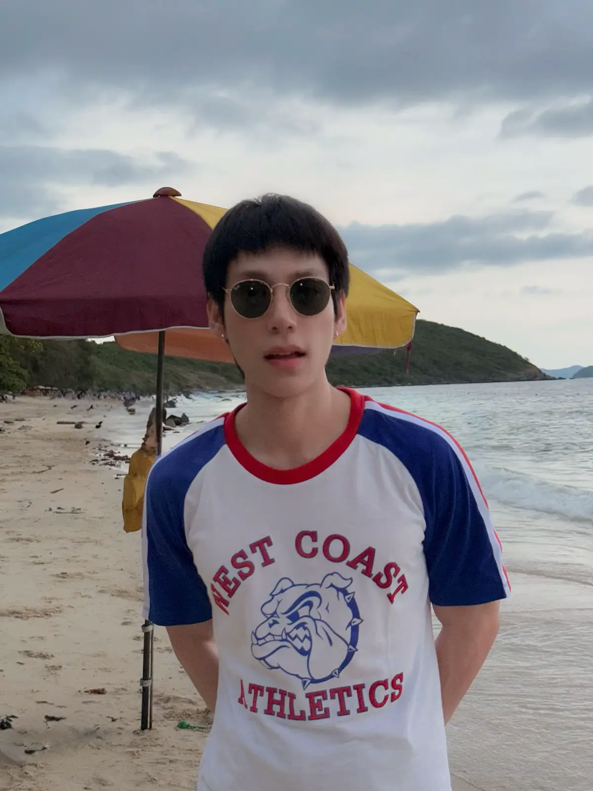 ชายหาดกับชายกลางคน 🌊🐟🐠🦀👨🏻 #fyp #sea #ทะเล #me 