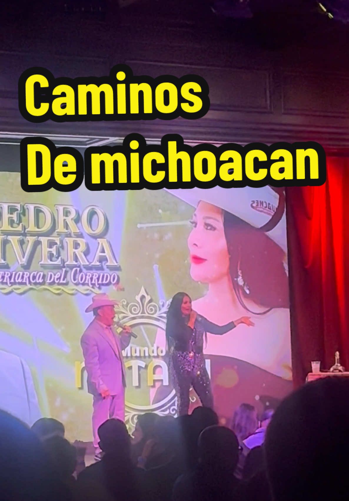 #@Pedro Rivera #cancion #teatro #cancion # mientras ablan de mi mire. Dónde estoy