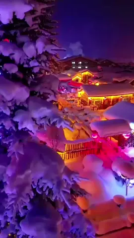 Step into the magic of China’s Snow Town, where fluffy snow blankets every rooftop and tree. 🏠✨ Experience a fairytale village come to life! #China #winterwonderland #snow 
