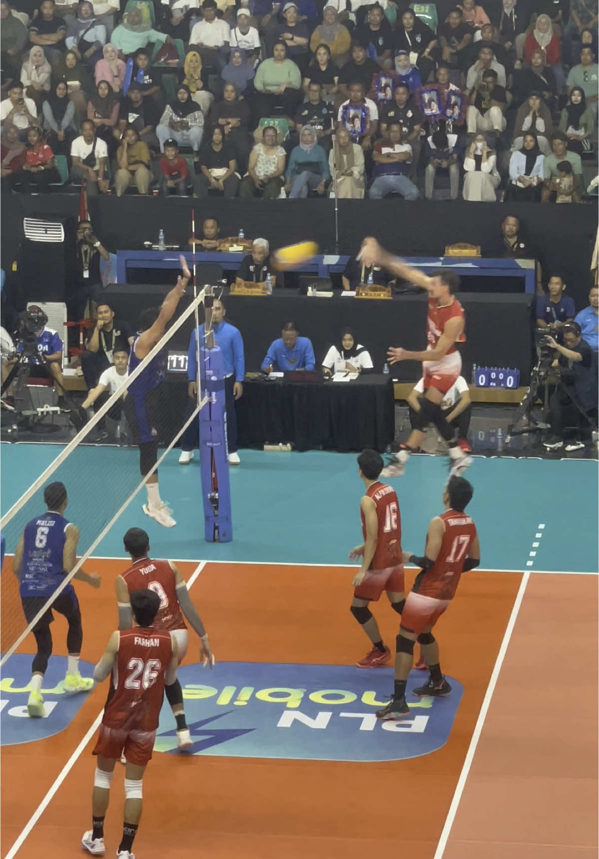 Belum bisa move sama “Kyle Russell” Bhayangkara persisi🔥🔥 Juara proliga 2025 🔥🔥‼️‼️ #proliga2025 #finalproliga2025 #epicomeback #bhayangkara #kylerussell #lavani #kingleo #alfindanielpratama 