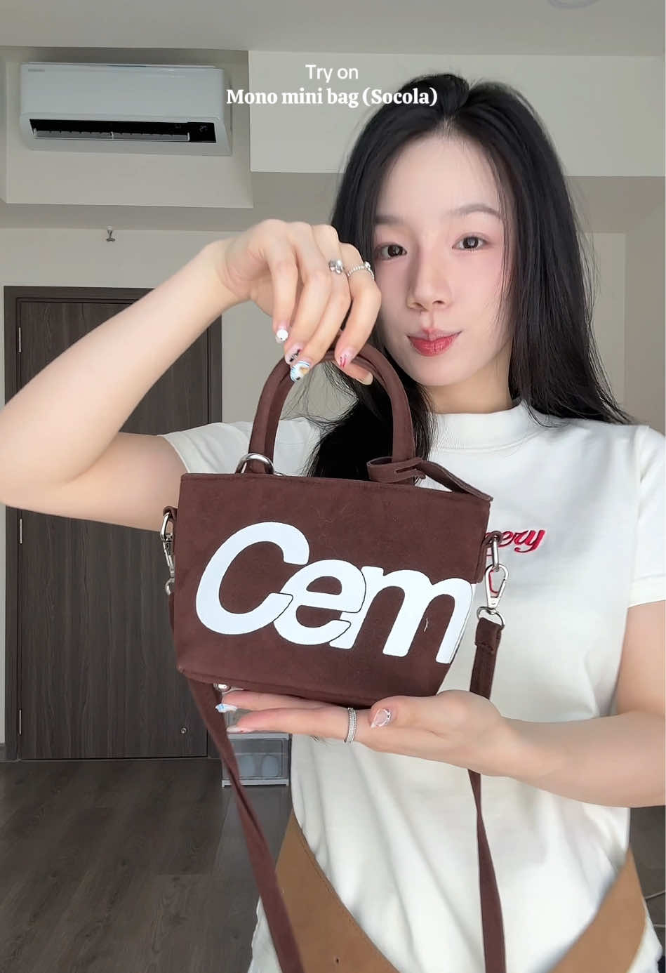 Mono mini bag màu socola nhìn siêu cưng luôn í 🤎 #cemmery #viral #basicoutfit #newbag #tuideocheo #outfitideas 