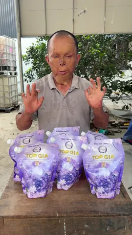 (COMBO 4L) Combo 4 Túi Nước giặt xả Topgia