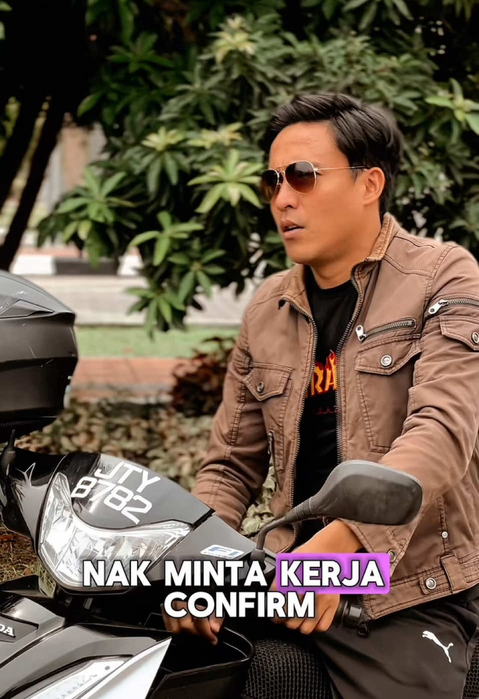 Jika anda lepasan SPM, TVET, atau berumur 18–40 tahun, Program ADI (Akademi Dalam Industri) menawarkan latihan industri bersama sijil serta peluang penempatan dalam sektor pekerjaan tertentu. Ini peluang untuk anda bina laluan kerjaya sendiri. Daftar sekarang di laman rasmi ADI dan mula langkah baru hari ini. #ADI #PeluangKedua #BelajarSambilKerja #SPM #TVET #AkademiDalamIndustri