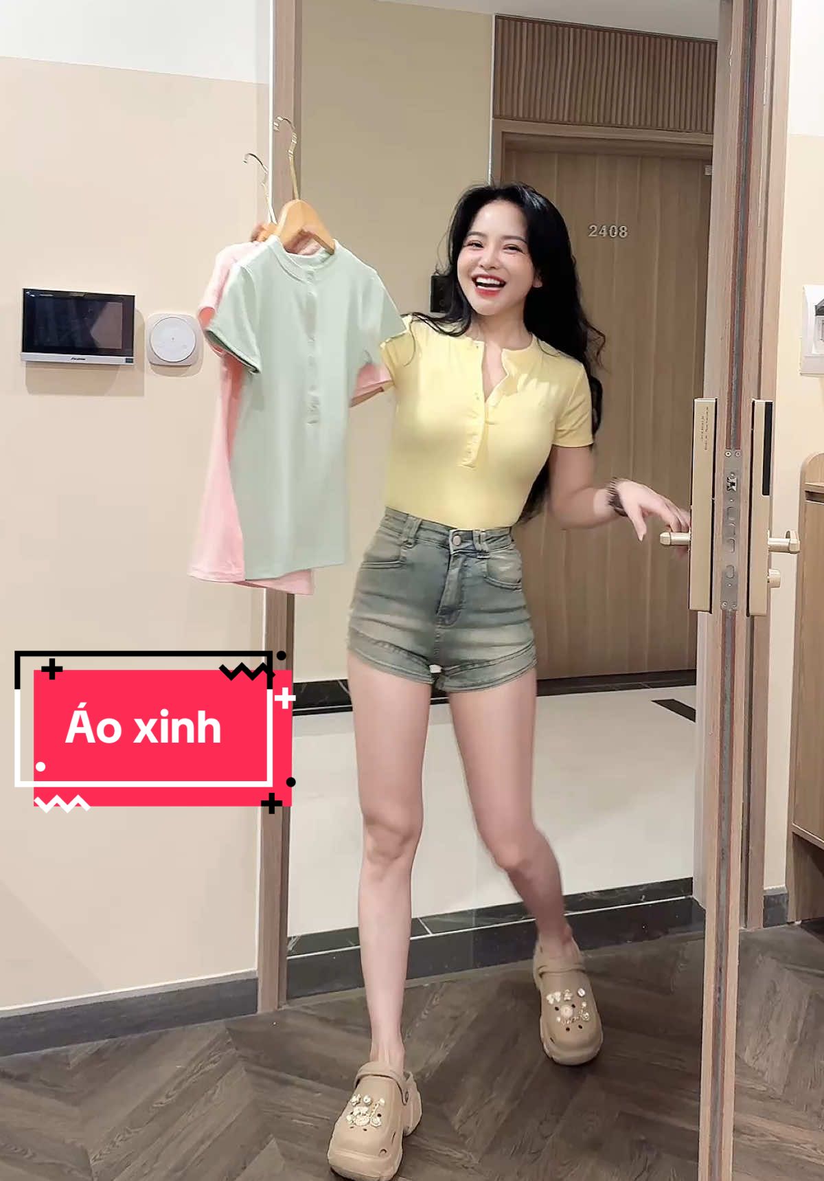 Em áo đẹp mê luôn đi. Đi làm cũng đẹp đi chơi cũng xinh ạ #ao #aobody #aothun #aonu #aodep #hottrend #xuhuong 