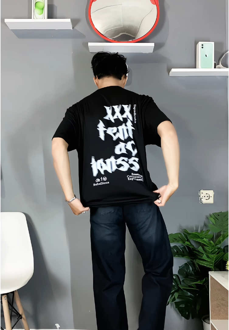 simpel tapi bikin ganteng🫵🏻😎 #fashiontok #outfitideas #outfitcowok #outfitinspo #kaosboxy 
