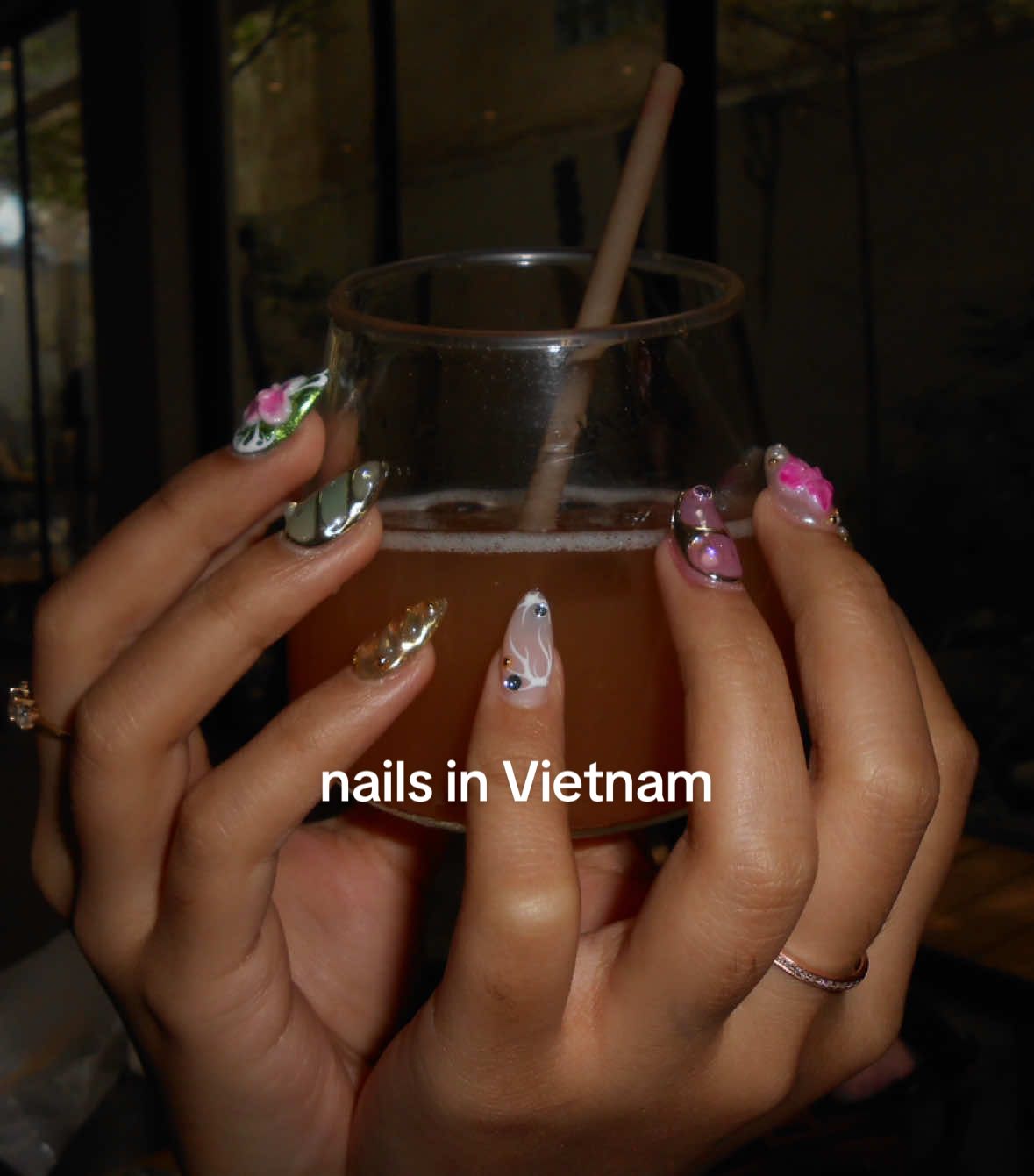 @COSIE NAILS TOWN SO GOATED 😫 they literally did EXACTLY what I asked for and that too in 1.5 hours…. beyond impressed #nails #vietnamnails #Vlog #fyp #nailinspo 
