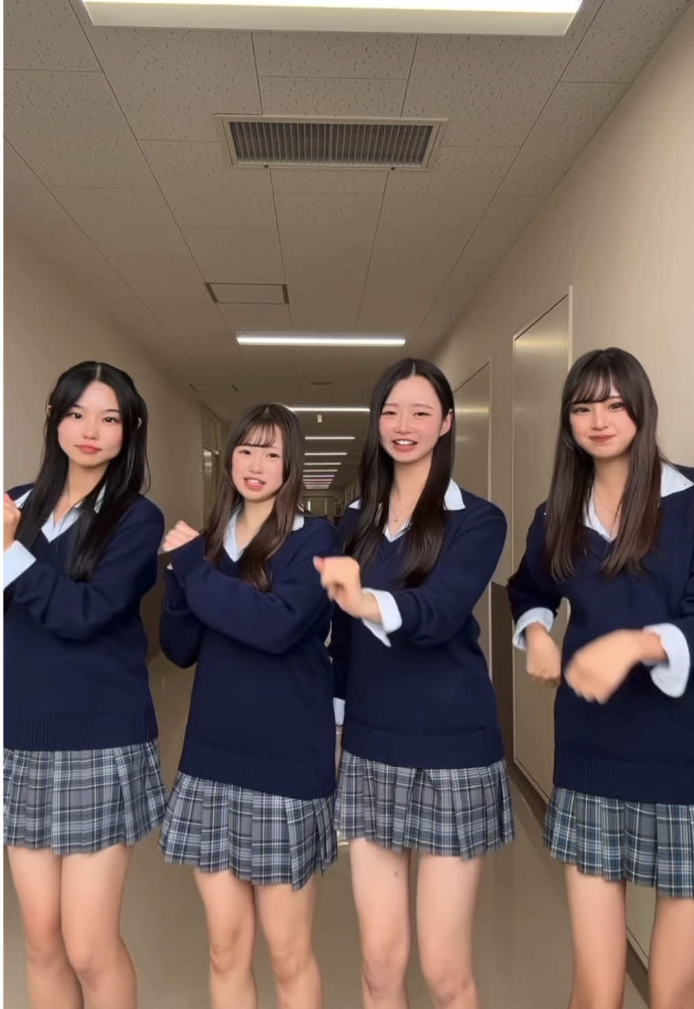 大人数でこれ踊ったらかわいー！🩷 #07#fyp#おすすめ#ljk#湘南学院jk @みりあ @𝑁𝑎𝑜 ❤︎ @夢衣 