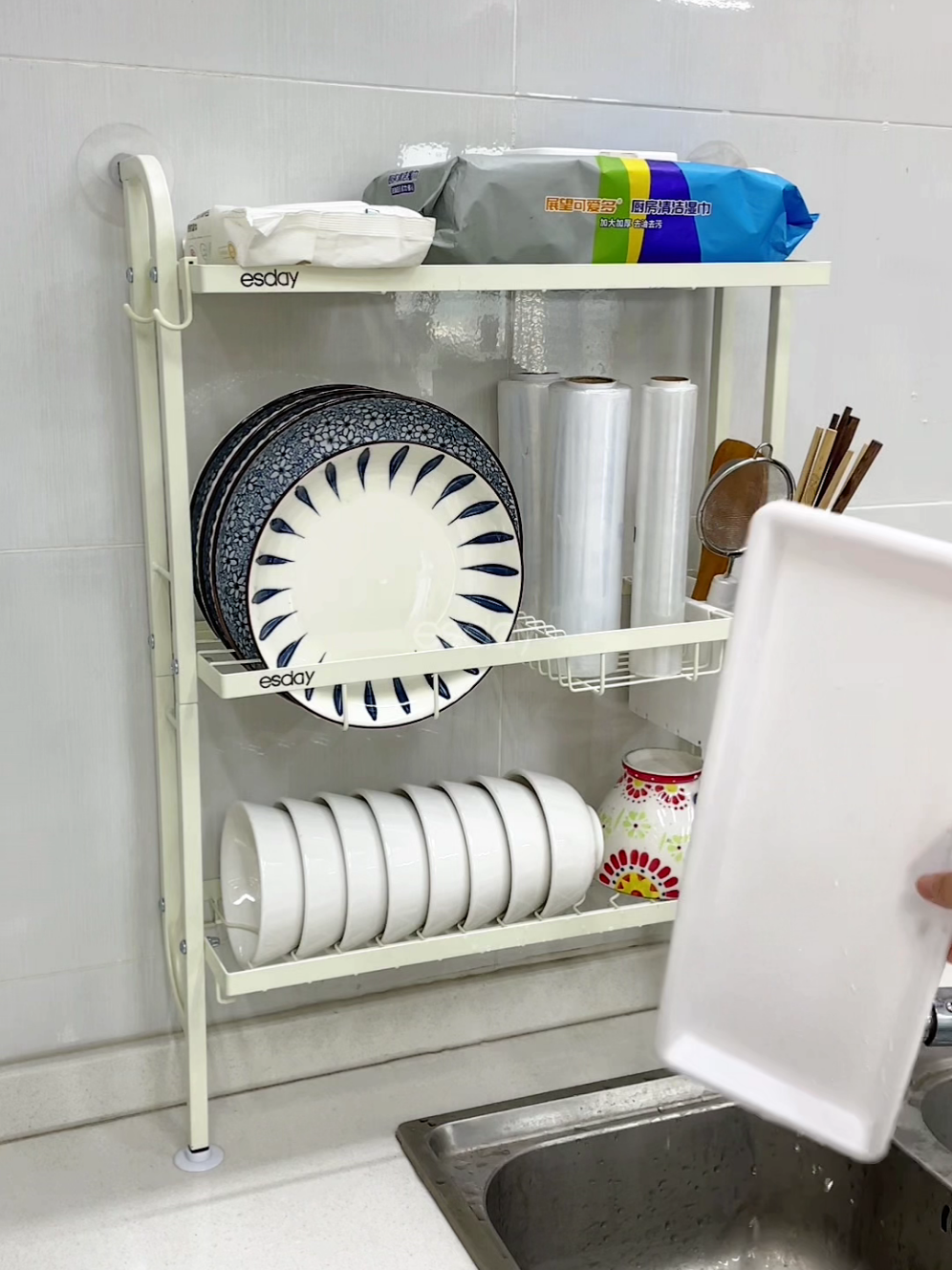 Unique home accessories and kitchen dish rack 😍😍#amazon #amazonfinds #kitchen #kitchenrack #kitchenhacks #kitchenware #storage #storagewars #storagehacks #storagerack #rack #dishrack #dish #tiktok #fyp 