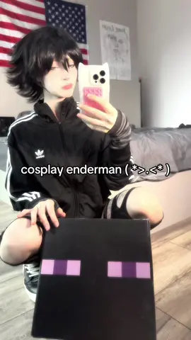 ( *>.<* ) #cosplayenderman #cosplayminecraft #Minecraft 