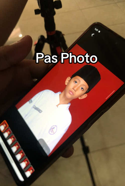 Sesi pas photo anak sekolah  #pasphoto #studio #studiophoto #nyewaidstudio #photoboothbandung #infobandung #photoboothcimahi #fyp #fypage #fyppppppppppppppppppppppp 