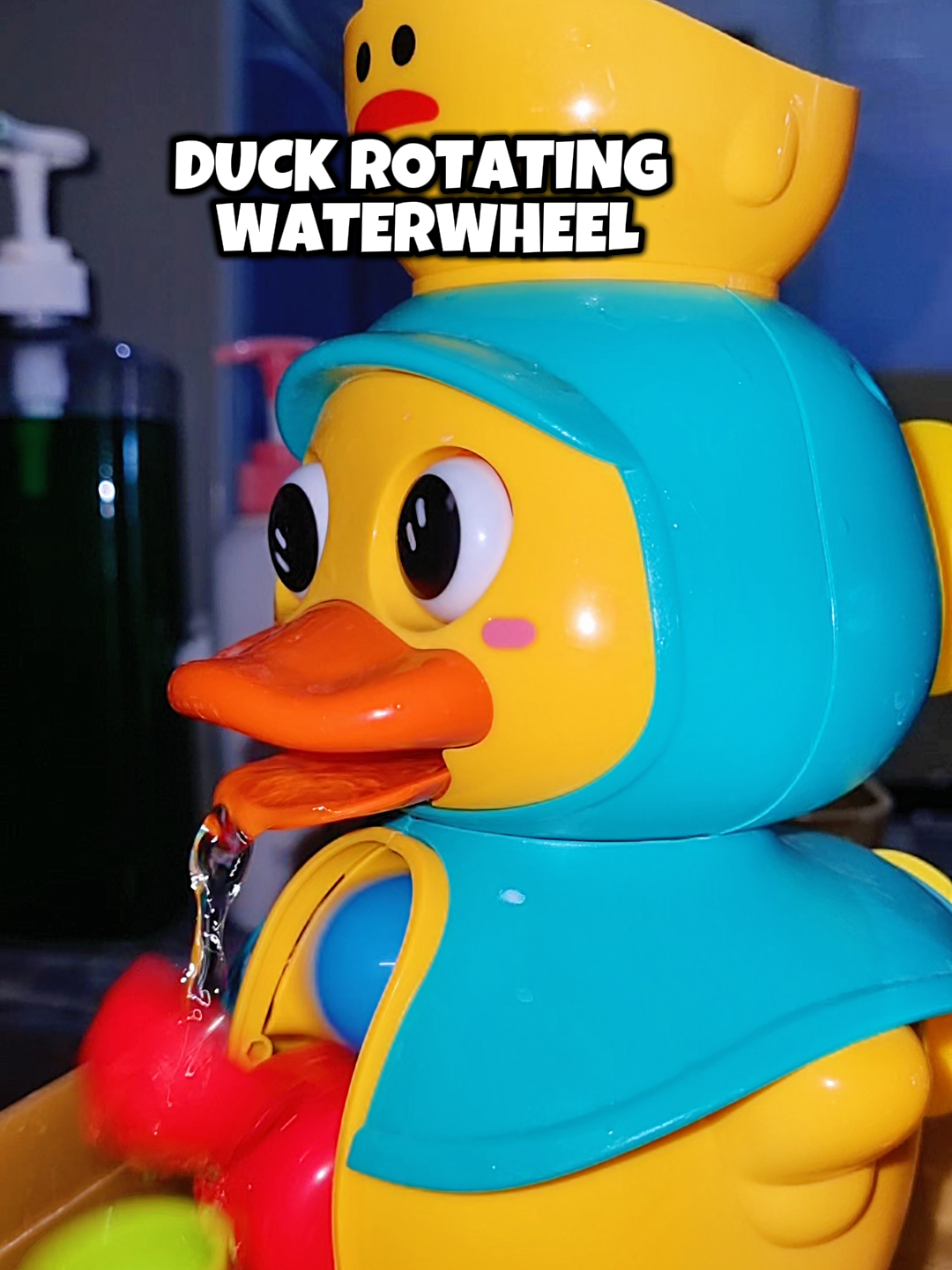 Duck waterwheel toys, like those used in bath time, offer several developmental benefits for toddlers, including enhanced motor skills, hand-eye coordination, and language development.  These toys can also stimulate curiosity and imagination, making bath time more enjoyable and engaging for young children.  #kidstoy #kidstoys #waterwheel #ducktoy 