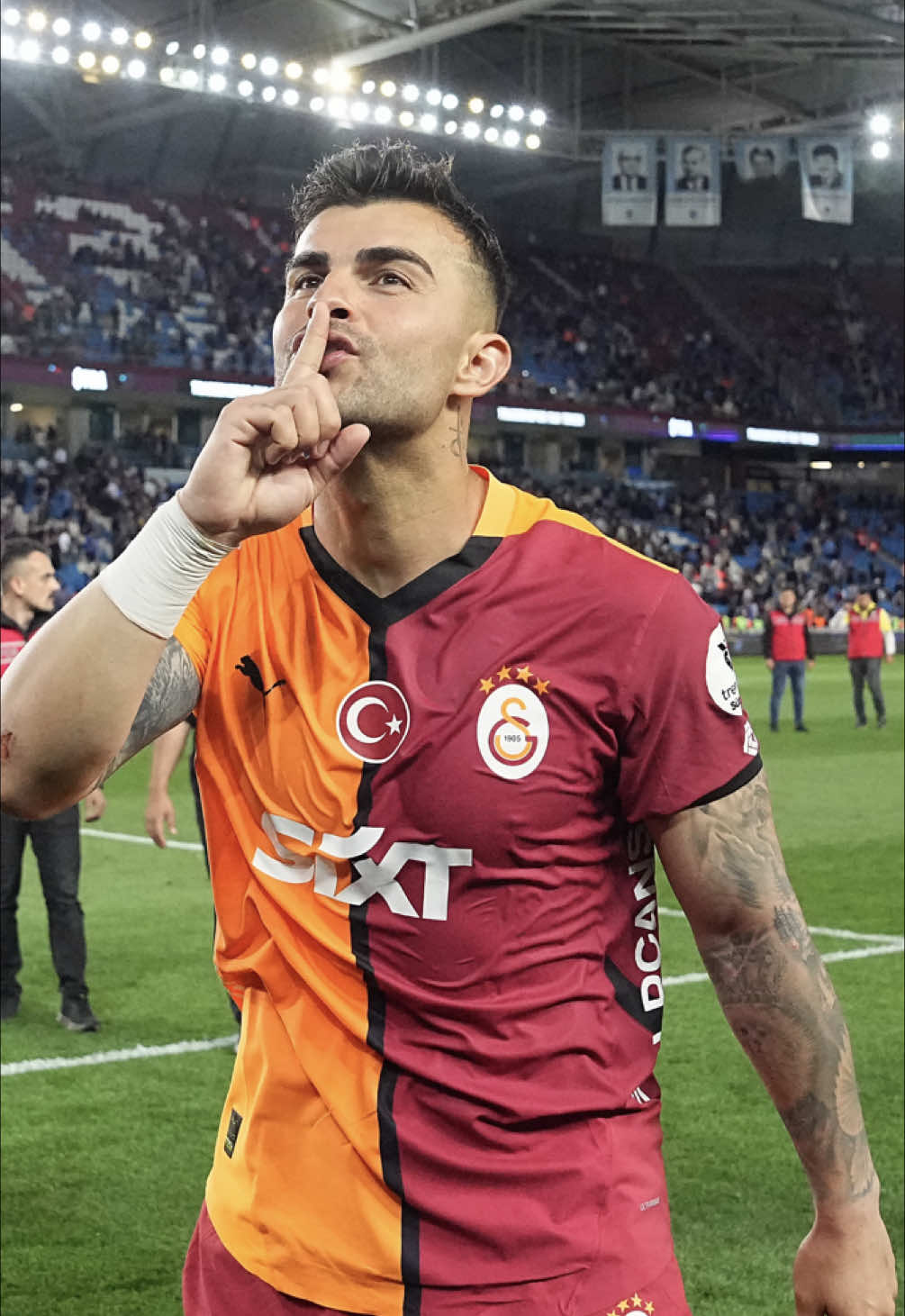 Golünü attı, sevincini yaptı! 🕺 #Galatasaray 