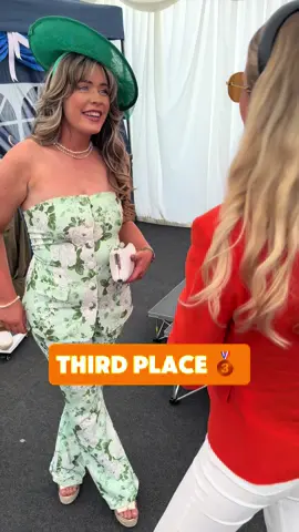 Well done to this beautiful new Mum who came third in the Ludlow Ladies Day Best Dressed competition 🧡#fashion #horseracing #raceday #bestdressed 
